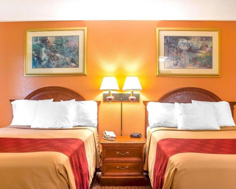 Econo Lodge Cuba I-86 Ngoại thất bức ảnh