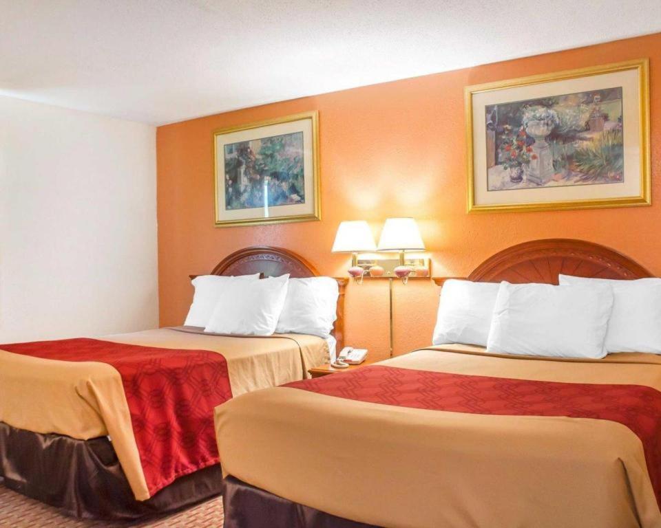 Econo Lodge Cuba I-86 Ngoại thất bức ảnh