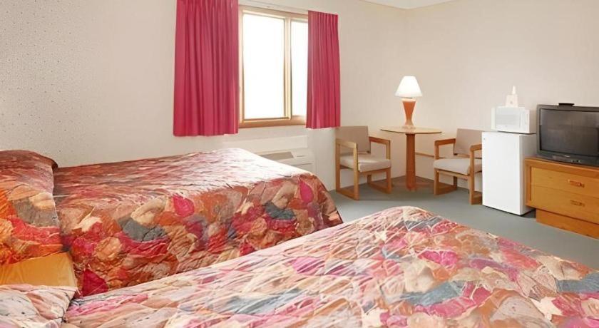 Econo Lodge Cuba I-86 Ngoại thất bức ảnh